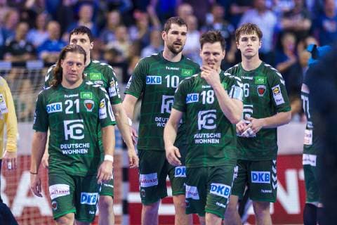 Hamburg Germany 06 April 2019 REWE Final 4 DHB Cup semi-final THW Kiel vs. Fuechse Berlin the team of Fuechse Berlin dissatisfied disappointed disappointed down frustrated Hamburg Barclaycard Arena Hamburg Germany