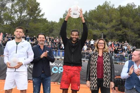 Patrick Mouratoglou, Mary Pierce - Dustin Brown gagne le tournoi de tennis Challenger Mouratoglou Open a Sophia Antipolis face a Filip Krajinovic TENNIS : Mouratoglou Open - Sophia Antipolis - 07 04 2019 LionelUrman Panoramic 
