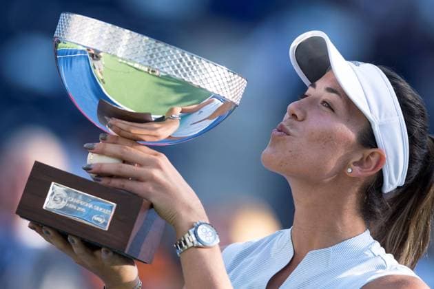 Sport Themen der Woche KW14 Sport Bilder des Tages Spanish tennis player Garbine Muguruza poses with the trophy against Belorussian Victoria Azarenka during the Monterrey Tennis Open, in Monterrey, Mexico, 07 April 2019. Monterrey Tennis Open !ACHTUNG: NUR REDAKTIONELLE NUTZUNG!  Copyright: xMiguelxSierrax AME7859 20190408-636902877837080505