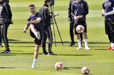 Photo LaPresse Nicol& xf2; Campo April 9, 2019 Turin (Italy) Juventus training before the Champions League quarter-finals Ajax-Juventus In the picture: Cristiano Ronaldo  Copyright: xLaPresse Nicol& xf2;xCampo LaPrex