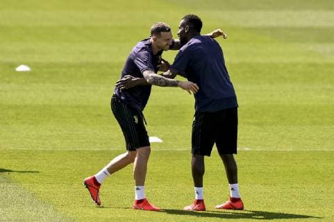 Photo LaPresse Nicol& xf2; Campo April 9, 2019 Turin (Italy) Juventus training before the Champions League quarter-finals Ajax-Juventus In the picture: Federico Bernardeschi, Blaise Matuidi  Copyright: xLaPresse Nicol& xf2;xCampo LaPrex