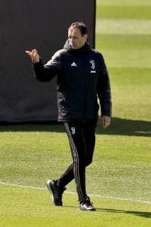 Photo LaPresse Nicol& xf2; Campo April 9, 2019 Turin (Italy) Juventus training before the Champions League quarter-finals Ajax-Juventus In the picture: Massimiliano Allegri  Copyright: xLaPresse Nicol& xf2;xCampo LaPrex