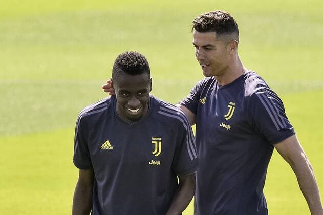 Photo LaPresse Nicol& xf2; Campo April 9, 2019 Turin (Italy) Juventus training before the Champions League quarter-finals Ajax-Juventus In the picture: Blaise Matuidi, Cristiano Ronaldo  Copyright: xLaPresse Nicol& xf2;xCampo LaPrex