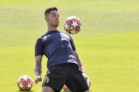 Sport Bilder des Tages Photo LaPresse Nicol& xf2; Campo April 9, 2019 Turin (Italy) Juventus training before the Champions League quarter-finals Ajax-Juventus In the picture: Cristiano Ronaldo  Copyright: xLaPresse Nicol& xf2;xCampo LaPrex