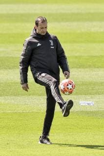 Photo LaPresse Nicol& xf2; Campo April 9, 2019 Turin (Italy) Juventus training before the Champions League quarter-finals Ajax-Juventus In the picture: Massimiliano Allegri  Copyright: xLaPresse Nicol& xf2;xCampo LaPrex