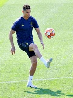 IPP20190409 Football - soccer: UEFA Champions League 2018 2019, Ajax Amsterdam - Juventus Turin, cristiano ronaldo (Verwendung nur in Deutschland - GERMANY ONLY) *** IPP20190409 Football soccer UEFA Champions League 2018 2019 Ajax Amsterdam Juventus Turin cristiano ronaldo use only in Germany GERMANY ONLY 