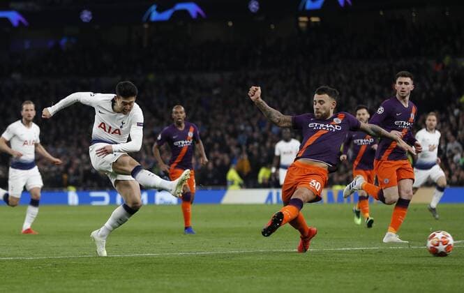 Sport Themen der Woche Sport Bilder des Tages Son Heung-Min of Tottenham shoots during the UEFA Champions League match at the Tottenham Hotspur Stadium, London. Picture date: 9th April 2019. Picture credit should read: Darren Staples Sportimage EDITORIAL USE ONLY. No use with unauthorised audio, video, data, fixture lists, club league logos or live services. Online in-match use limited to 120 images, no video emulation. No use in betting, games or single club league player publications. SPI-0025-0038