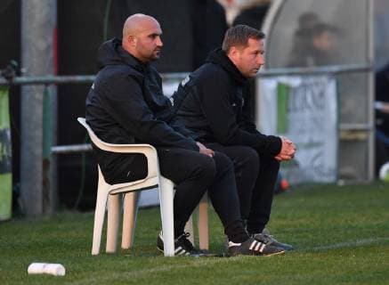 Soccer Men Season 2018 2019 Semifinals at the Berlin AOK Landespokal VSG Altglenicke Tennis Borussia 4 5 penalty shootout 2 2 2 2 2 2 v l Co Coach Sascha Schrödter TeBe Tennis Borussia Coach Dennis Kutrieb TeBe Tennis Borussia on the bench 09 04 2019 Copyright: xMatthiasxKochx