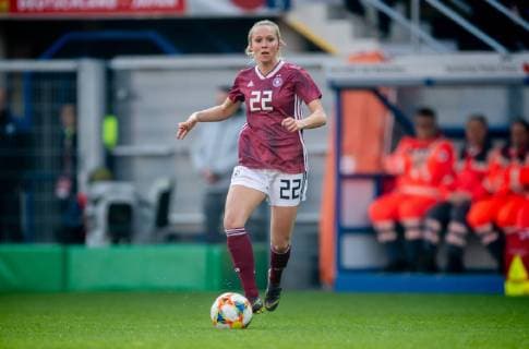 9 April 2019 Paderborn Benteler Arena soccer internationals women Germany Japan Germany Turid Knaak on the ball