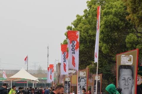 Photo4 LaPresse 11 04 2019 Shanghai, China Grand Prix Formula One China 2019 In the pic: Flag with the 1000th GP celebration logo  Copyright: xphoto4 Lapressex