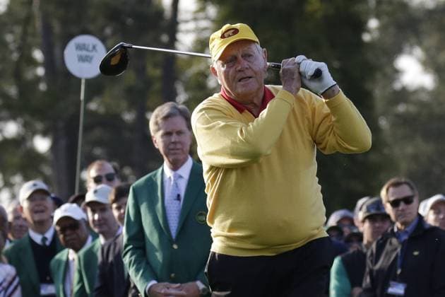 Jack Nicklaus hits the ceremonial first tee shot with Gary Player before the first round at the 2019 Masters Tournament at Augusta National Golf Club in Augusta, Georgia, on April 11, 2019.  AUG20190411109 JOHNxANGELILLO