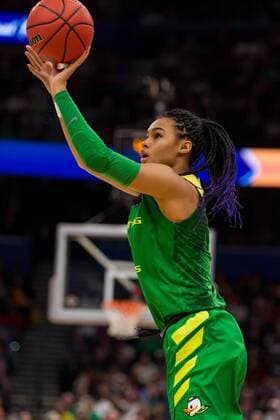 TAMPA, FL - APRIL 05: Oregon forward Satou Sabally (0) shoots in 2019 NCAA College League USA Women s National Semifinal Game One between the Oregon Ducks and the Baylor Bears at at Amelie Arena in Tampa, FL on on April 5. (Photo by Mary Holt Icon Sportswire) NCAA BASKETBALL: APR 05 Div I Women s Championship - Final Four - Oregon v Baylor Icon19040553