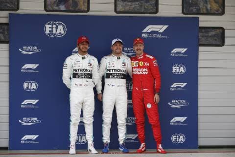Motorsports: FIA Formula One World Championship WM Weltmeisterschaft 2019, Grand Prix of China, 44 Lewis Hamilton (GBR, Mercedes AMG Petronas Motorsport), 77 Valtteri Bottas (FIN, Mercedes AMG Petronas Motorsport), 5 Sebastian Vettel (GER, Scuderia Ferrari Mission Winnow), Shanghai China