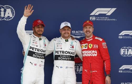Motorsports: FIA Formula One World Championship WM Weltmeisterschaft 2019, Grand Prix of China, 44 Lewis Hamilton (GBR, Mercedes AMG Petronas Motorsport), 77 Valtteri Bottas (FIN, Mercedes AMG Petronas Motorsport), 5 Sebastian Vettel (GER, Scuderia Ferrari Mission Winnow), Shanghai China