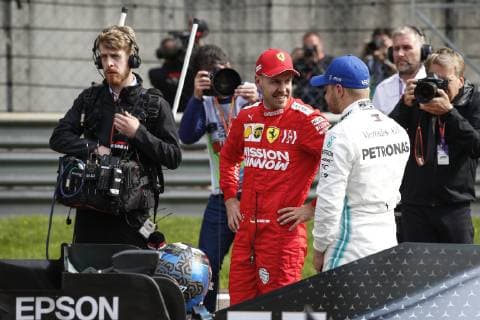 Motorsports: FIA Formula One World Championship WM Weltmeisterschaft 2019, Grand Prix of China, 5 Sebastian Vettel (GER, Scuderia Ferrari Mission Winnow), 77 Valtteri Bottas (FIN, Mercedes AMG Petronas Motorsport), Shanghai China