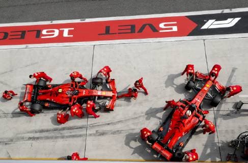 Motorsports: FIA Formula One World Championship WM Weltmeisterschaft 2019, Grand Prix of China, 16 Charles Leclerc (MCO, Scuderia Ferrari Mission Winnow), 5 Sebastian Vettel (GER, Scuderia Ferrari Mission Winnow), Shanghai China