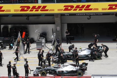 Motorsports: FIA Formula One World Championship WM Weltmeisterschaft 2019, Grand Prix of China, 44 Lewis Hamilton (GBR, Mercedes AMG Petronas Motorsport), 77 Valtteri Bottas (FIN, Mercedes AMG Petronas Motorsport), Shanghai China