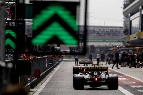 Motorsports: FIA Formula One World Championship WM Weltmeisterschaft 2019, Grand Prix of China, 3 Daniel Ricciardo (AUS, Renault F1 Team), Shanghai China