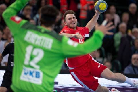 Halle Westf Germany 13 04 2019 DHB Qualifying match 2018 2019 Germany vs Poland L R Silvio Heinevetter Germany Arkadiusz Moryto Poland Halle Westf Nordrhein Westfalen Germany Gerry Weber Stadium