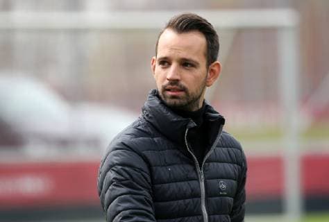 13 04 2019 Football Season 2018 2019 Regional League Bayern 29 Matchday 1 FC Nuremberg FCN II U21 Club SpVgg Bayreuth DaMa Fabian Adelmann Trainer 1 FC Nuremberg FCN II thoughtful