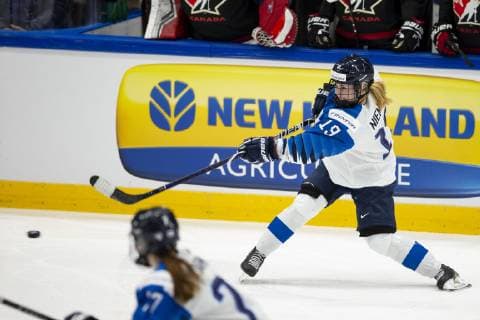 Eishockey, Damen, WM, Finnland schlägt Kanada und zieht ins Finale ein Petra Nieminen 19, FIN during the IIHF Womens World Championship WM Weltmeisterschaft 2019 Canada - Finland at the Espoo Metro Arena13. April 2019 in Espoo, Finland. (Tomi Hänninen Newspix24)  Copyright: xTomixHänninenx np24thTHnp2402th501046