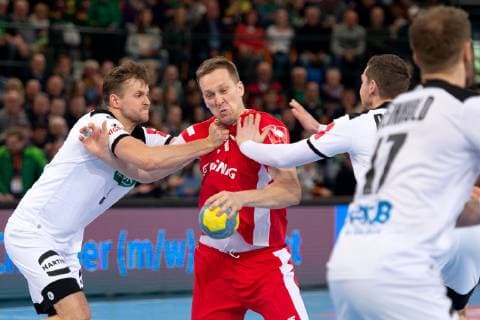 Halle Westf Germany 13 04 2019 DHB Qualifying match 2018 2019 Germany vs Poland L R Fabian Böhm Germany Rafal Przybylski Poland Hendrik Pekeler Germany Halle Westfalen Germany Gerry Weber Stadium