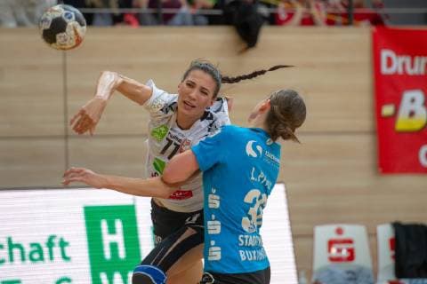 Viktoria Divak SV Union Halle at the goal SV Union Halle Neustadt Wildcats vs Buxtehuder SV von 1862 e V Handball 1 Bundesliga Season 2018 2019 Copyright xVIADATAx xHolgerxJohnx Halle Saale Sachsen Anhalt Germany