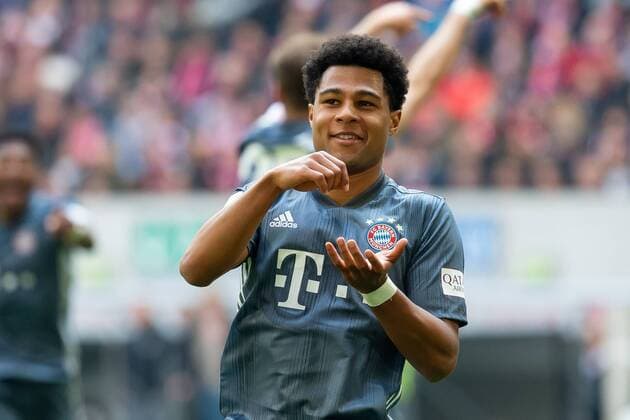 Sport Themen der Woche Sport Bilder des Tages Duesseldorf, Germany 14.04.2019, 1. Bundesliga, 29. Spieltag, Fortuna Dusseldorf - FC Bayern Muenchen, Serge Gnabry (FCB) Torjubel, jubelt nach seinem treffer zum 0:3, celebrates after scoring his team s third goal ( DeFodi001 *** Duesseldorf Germany 14 04 2019 1 Bundesliga 29 Spieltag Fortuna Dusseldorf FC Bayern Muenchen Serge Gnabry FCB Torjubel cheers after his goal to 0 3 celebrates after scoring his team s third goal DeFodi001