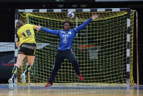 penalty throw by Sarka Marcikova TV Nellingen TSV Bayer 04 Leverkusen TV Nellingen Handball Women 2 League 14 04 2019 Leverkusen Copyright: xEIBNER Dembinskix EP_eer