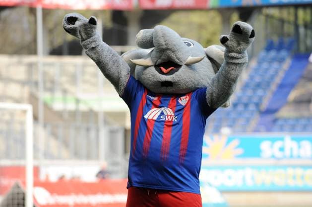Football 3 League 33 Matchday KFC Uerdingen 05 VfL Osnabrück on 14 04 2019 in the Schauinsland Reisen Arena in Duisburg Mascot from Uerdingen The Grotifant MT
