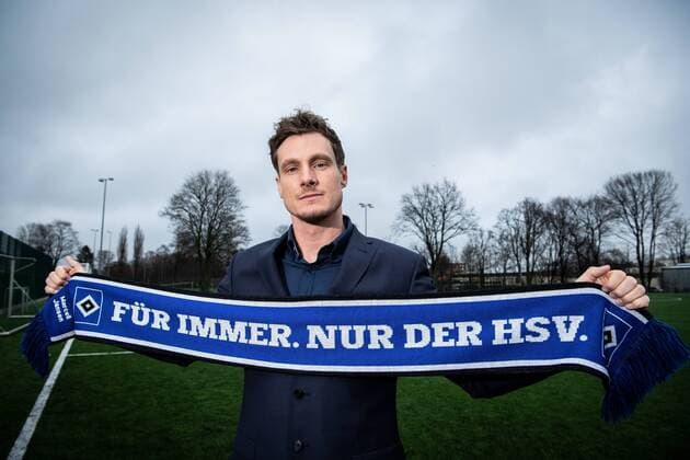 HAMBURG, GERMANY - JANUARY 11: Marcell Jansen poses during the photocall on January 11, 2019 in Hamburg, Germany. *** HAMBURG GERMANY JANUARY 11 Marcell Jansen poses during the photocall on January 11 2019 in Hamburg Germany