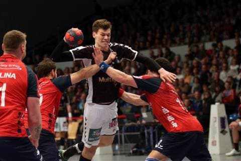 Handball 2 Handball Bundesliga 2018 2019 Handball Sportverein Hamburg vs Wilhelmshavener HV Matej Kozul Wilhelmshavener HV Finn Wullenweber Handball Sportverein Hamburg Duncan Postel Wilhelmshavener HV Sporthalle Hamburg Hamburg Hamburg
