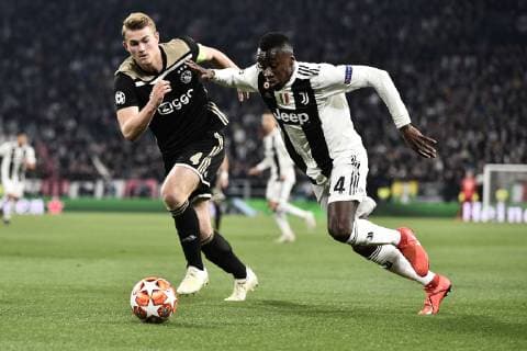 Photo LaPresse - Fabio Ferrari April 16, 2018 Turin, Italy soccer Juventus Fc vs Ajax - Uefa Champions - quarter to final- In the pic:Blaise Matuidi (Juventus F.C.); Matthijs de Ligt (AFC Ajax)  Copyright: xFabioxFerrari LaPressex