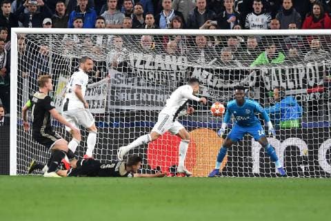 Cristiano Ronaldo of Juventus scores goal of 1-0 during the Uefa Champions League 2018 2019 round of 8 second leg football match between Juventus FC and Ajax Amsterdam at Juventus stadium, Turin, March, 12, 2019 Foto Andrea Staccioli Insidefoto andreaxstaccioli
