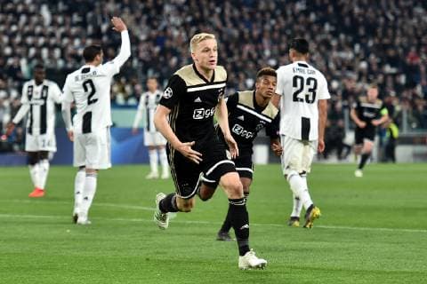 Donny van de Beek of Ajax celebrates after scoring goal of 1-1 during the Uefa Champions League 2018 2019 round of 8 second leg football match between Juventus FC and Ajax Amsterdam at Juventus stadium, Turin, March, 12, 2019 Foto Andrea Staccioli Insidefoto andreaxstaccioli