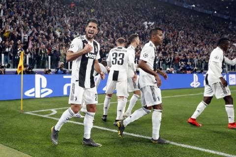Emre Can of Juventus FC during the UEFA Champions League quarter final match between Juventus FC and Ajax Amsterdam at the Allianz Arena on April 16, 2019 in Turin, Italy UEFA Champions League 2018 2019 xVIxVIxImagesx xTomxBodexMultimediaxIVx 14215045