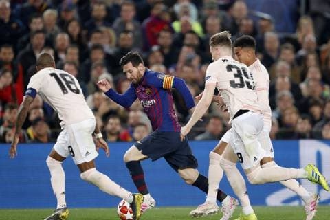 (L-R) Ashley Young of Manchester United ManU Lionel Messi of FC Barcelona Barca Scott McTominay of Manchester United, Jesse Lingard of Manchester United during the UEFA Champions League quarter final match between FC Barcelona and Manchester United FC at Camp Nou on April 16, 2019 in Barcelona, Spain UEFA Champions League 2018 2019 xVIxVIxImagesx xMauricexvanxSteenxIVx 14215300