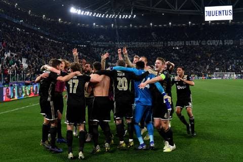 Ajax players celebrate the victory at the end of the Uefa Champions League 2018 2019 round of 8 second leg football match between Juventus FC and Ajax Amsterdam at Juventus stadium, Turin, March, 12, 2019 Foto Andrea Staccioli Insidefoto andreaxstaccioli