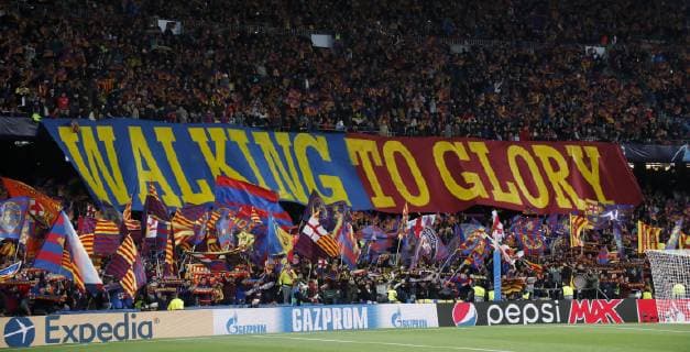Partido de vuelta de cuartos de final de la Liga de Campeones entre el Barcelona y el Manchester United ManU En la imagen, pancarta de apoyo al Barcelona. Champions League 1 8 second leg match between Barcelona and Manchester United. In this picture, banner to support Barcelona. 