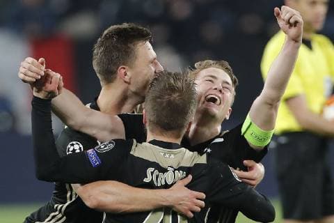 Joel Veltman of Ajax, Lasse Schone of Ajax, Matthijs de Ligt of Ajax during the UEFA Champions League quarter final match between Juventus FC and Ajax Amsterdam at the Allianz Arena on April 16, 2019 in Turin, Italy UEFA Champions League 2018 2019 xVIxVIxImagesx xTomxBodexMultimediaxIVx 14215887