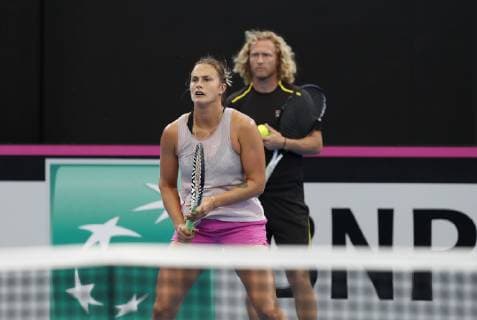 FED CUP PRACTICE SESSIONS, Aryna Sabalenka of Belarus in action during a practice session while coach Dimitri Tursunov looks on in the background at the Queensland Tennis Centre in Brisbane, Wednesday, April 17, 2018. Australia are playing against Belarus in the semi-final of the Fed Cup starting on Saturday in Brisbane. ( NO ARCHIVING, EDITORIAL USE ONLY, NO USE IN BOOKS WITHOUT CONSENT BRISBANE QLD AUSTRALIA  Copyright: xREGIxVARGHESEx 20190417001395546252