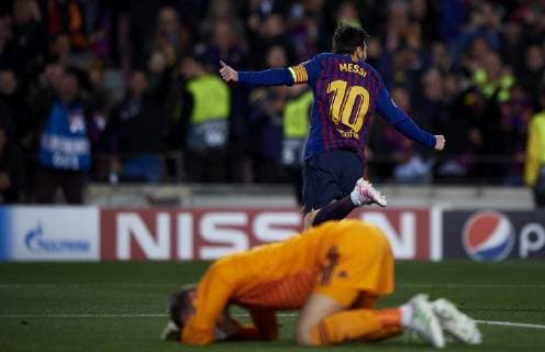 Soccer: UEFA Champions League 2018-19: Lionel Messi of Barcelona celebrates after scoring the second goal during the UEFA Champions League Match between FC Barcelona Barca vs Manchester United ManU at Camp Nou Stadium in Barcelona, Spain, April 16, 2019. Noxthirdxpartyxsales  (101398118)
