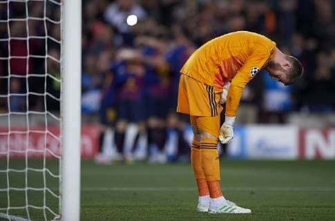 Soccer: UEFA Champions League 2018-19: David de Gea of Manchester United ManU reacts after Barcelona scores the second goal during the UEFA Champions League Match between FC Barcelona Barca vs Manchester United at Camp Nou Stadium in Barcelona, Spain, April 16, 2019. Noxthirdxpartyxsales  (101398121)