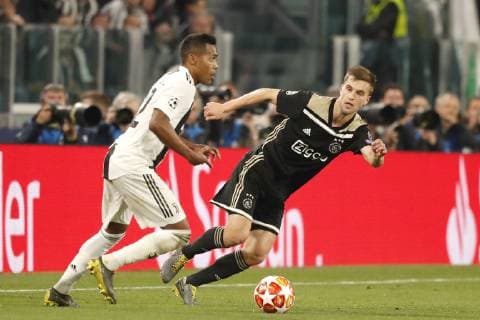 TORINO, Football,16-04-2019, Allianz Stadium . Champions League quarter finals second leg Juventus - Ajax. Juventus player Alex Sandro (L) and Ajax player Joel Veltman (R) during the game Juventus - Ajax (1-2). Juventus - Ajax x3202362x