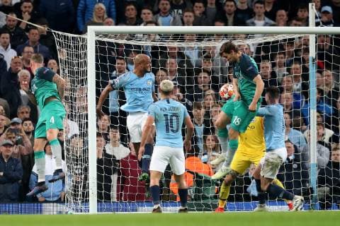 Football - 2018 2019 UEFA Champions League - Quarter-Final, Second Leg: Manchester City (0) vs. Tottenham Hotspur (1) Fernando Llorente of Tottenham Hotspur scores his sides third goal to make the score 4-3, at The Etihad. COLORSPORT PAUL GREENWOOD 