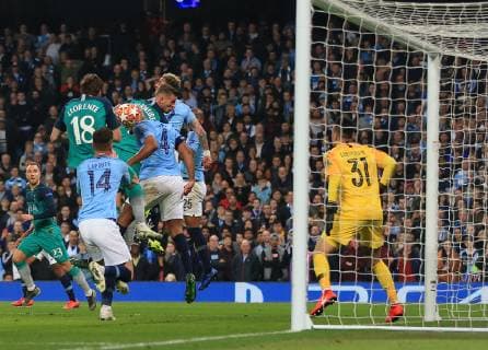 17th April 2019, Etihad Stadium, Manchester, England; UEFA Champions League football, quarter final 2nd leg, Manchester City versus Tottenham Hotspur; Fernando Llorente of Tottenham Hotspur scores from close range to make the score 4-3 in the 73rd minute  ActionPlus12125017 DavidxBlunsden