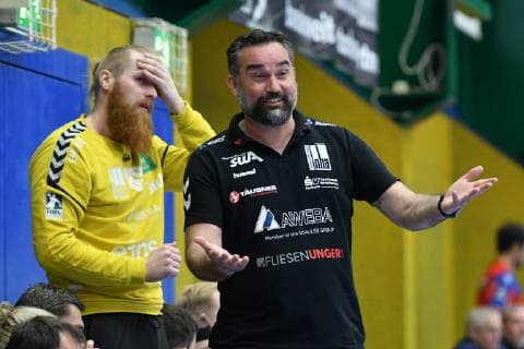 Vilius Rasimas Goalkeeper EHV Aue li and Stephan Swat Head Coach EHV Aue re EHV Aue vs. HBW Balingen Weilstetten 18 04 2019 2 Handball Bundesliga EHV Aue vs. HBW Balingen Handball 2 Bundesliga 18 04 2019 Loessnitz Copyright: xEIBNER BertxHarzerx EP_BHR