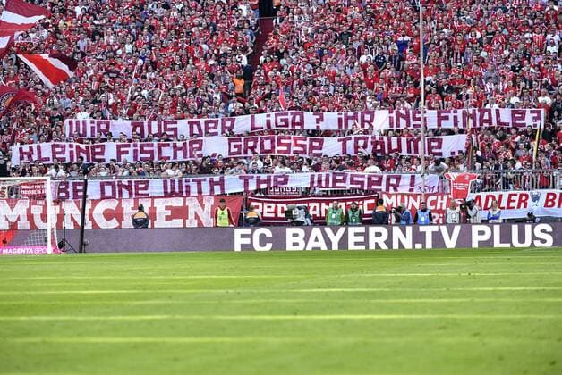 Transparent Spruchband Fanaktion Banner Plakat gegen Werder Bremen mit Kleine Fische Große Träume FC Bayern München FCB vs SV Werder Bremen SVW 20.04.2019 DFL REGULATIONS PROHIBIT ANY USE OF PHOTOGRAPHS AS IMAGE SEQUENCES AND OR QUASI-VIDEO FC Bayern München FCB vs SV Werder Bremen SVW *** Transparent banner fan campaign banner poster against Werder Bremen with Kleine Fische Große Träume FC Bayern Munich FCB vs SV Werder Bremen SVW 20 04 2019 DFL REGULATIONS PROHIBIT ANY USE OF PHOTOGRAPHS AS IMAGE SEQUENCES AND OR ORQUASI VIDEO FC Bayern Munich FCB vs SV Werder Bremen SVW