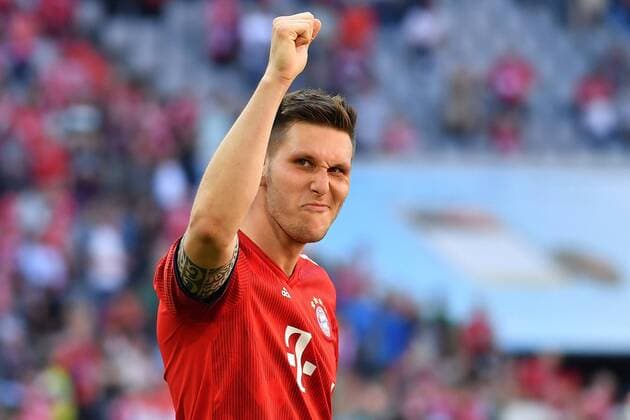 Sport Themen der Woche KW16 Sport Bilder des Tages Schlussjubel Niklas SUELE (Bayern Muenchen), Jubel,Freude,Begeisterung, Aktion,Einzelbild,angeschnittenes Einzelmotiv,Halbfigur,halbe Figur. Fussball 1. Bundesliga, 30.Spieltag,Spieltag30, FC Bayern Muenchen M) - SV Werder Bremen (HB), am 20.04.2019 in Muenchen A L L I A N Z A R E N A, DFL REGULATIONS PROHIBIT ANY USE OF PHOTOGRAPHS AS IMAGE SEQUENCES AND OR QUASI-VIDEO. *** Final Jubilation Niklas SUELE Bayern Muenchen Jubilation Joy Enthusiasm Action Single picture cut single motif Half figure Half figure Football 1 Bundesliga 30 Matchday FC Bayern Muenchen M SV Werder Bremen HB on 20 04 2019 in Munich A L L I A N Z A R E N A DFL REGULATIONS PROHIBIT ANY USE OF PHOTOGRAPHS AS IMAGE SEQUENCES AND OR QUASI VIDEO