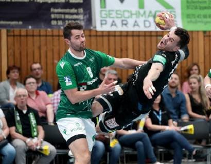 Germany Würzburg s Oliver Arena 20 04 2019 Handball 2 Bundesliga DJK Rimpar Wölfe HC Elbflorenz Dresden Bild v l Dominik Schömig DJK Rimpar Wölfe 8 und Roman Becvar HC Elbflorenz Dresden 33 Copyright: HMBxMedia xHeikoxBecker